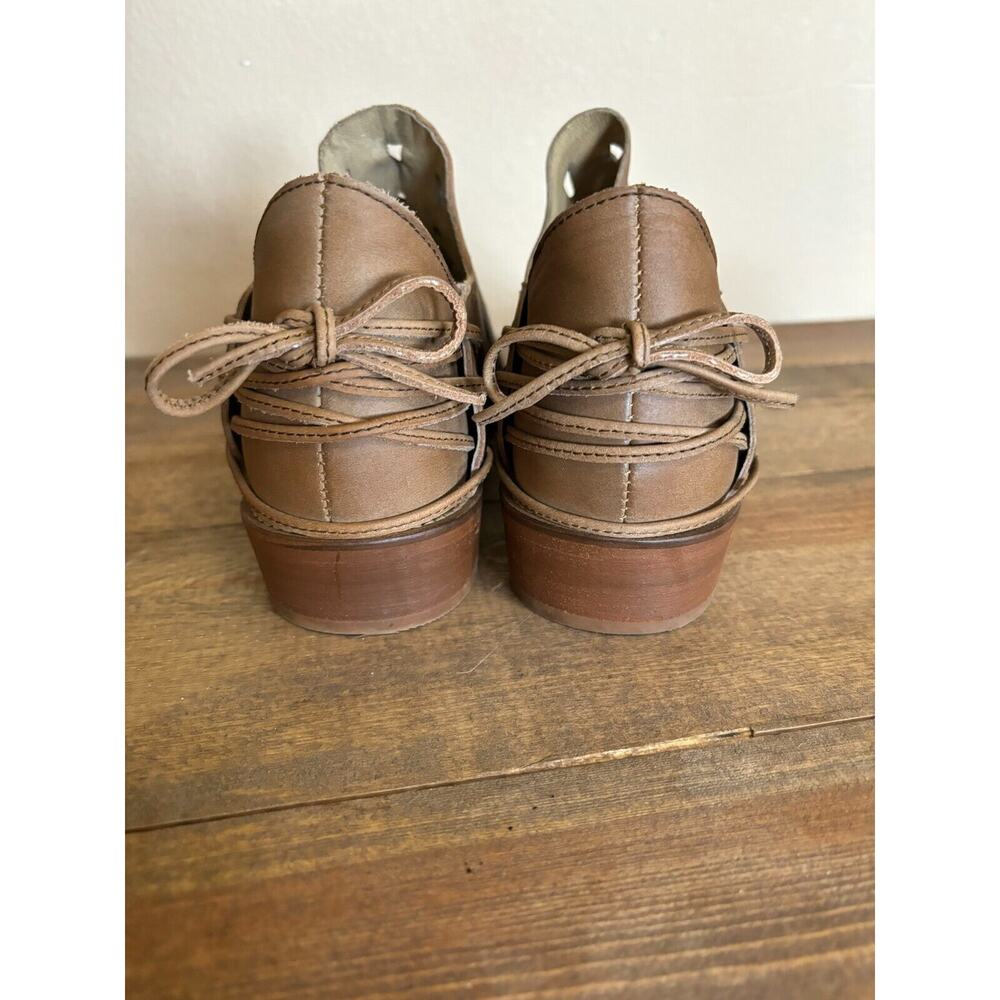 Musse & Cloud Coolise Women's Booties Brown 7 Laser Cut Embossed Leather - Picture 4 of 8